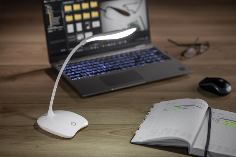 „YELLE“ USB-C stalo lempa - Image 7