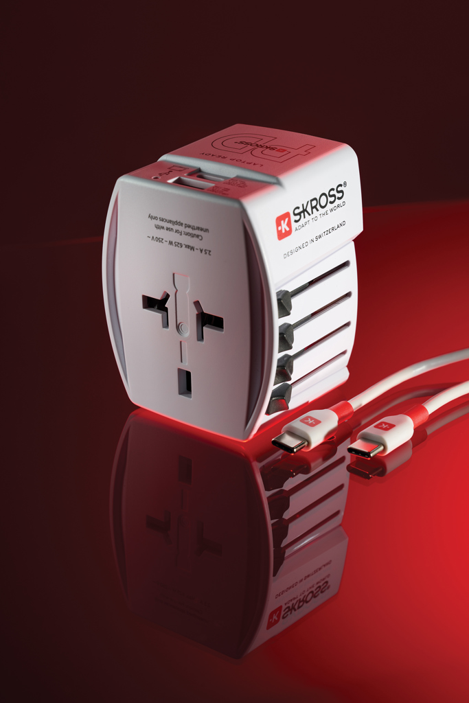 SKROSS pasaulinis kelioninis adapteris MUV 65 W PD su USB-C kabeliu - Image 9
